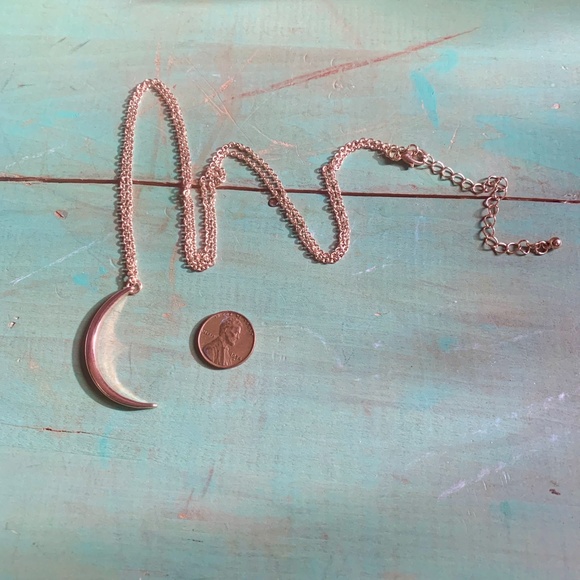 Super Cute Celestial Crescent Moon Pendant Gold Tone Necklace - 30" + - Picture 6 of 7